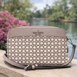 Kate Spade New York Spade Link Camera Crossbody Bag EUC